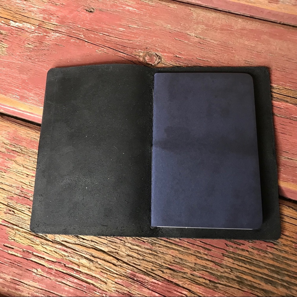Handcrafted leather journal cover - Host Pick 6.25”x4” high quality leather - Picture 2 of 7